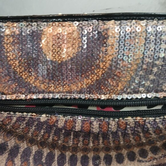ALBA Sequin Leopard Crossbody - Picture 4 of 12